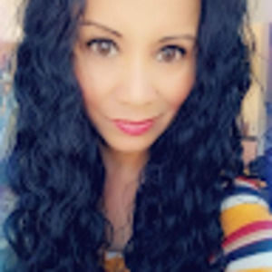 Meet your Posher, Corie